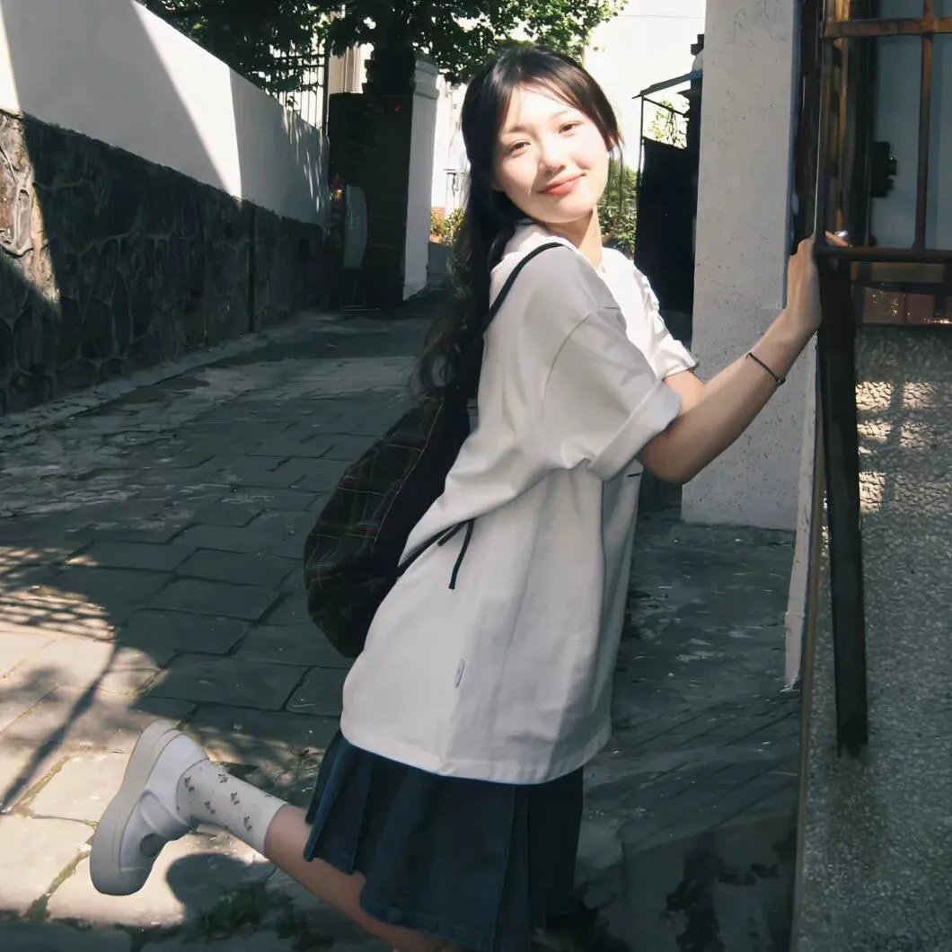 晴晚之林